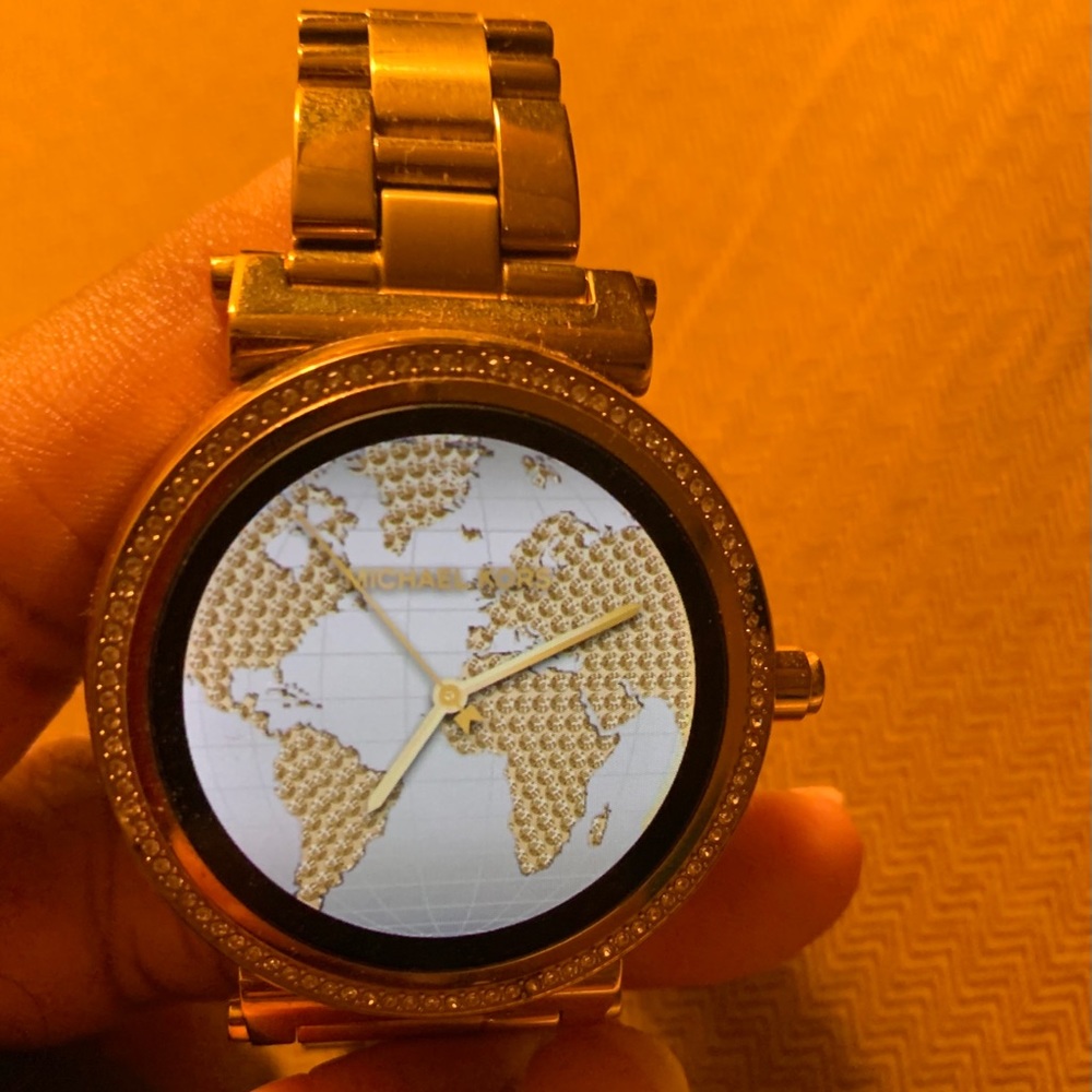 Micheal khors Smart watch
